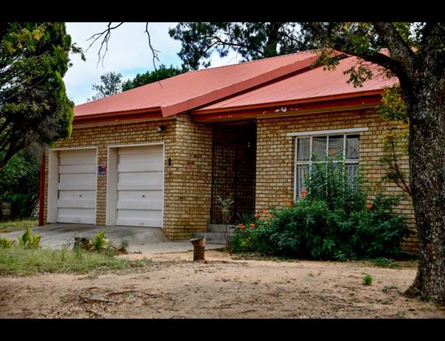 4 BEDROOM HOUSE FOR SALE IN MEYERHOF